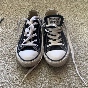 Black converse
